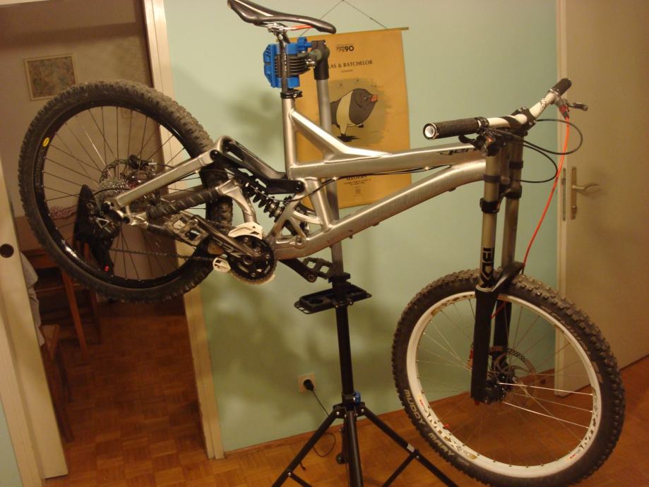 Specialized Demo Pro 2006 Rower Specialized Demo M 2006 FR