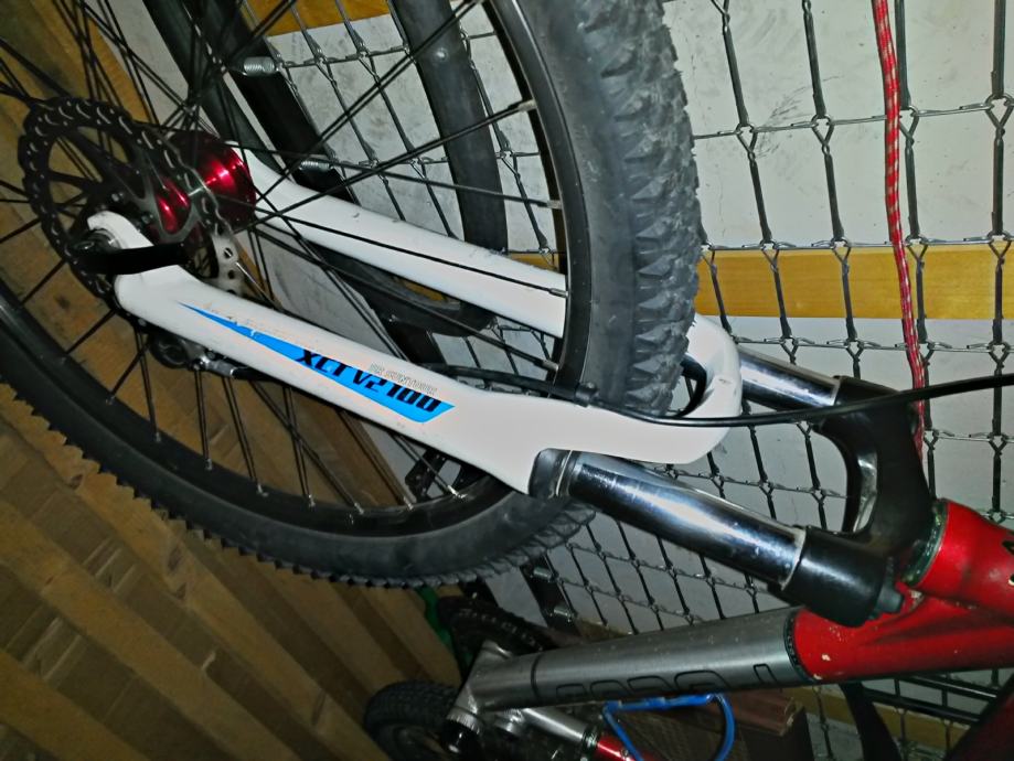 Vilica Suntour XCT V2, 100 mm hoda, lockout