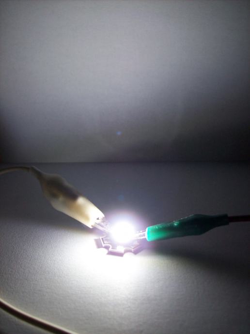 Bijela LED dioda snage 1W (cool white)