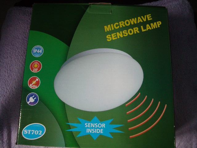 Stropna lampa sa mikrov. senzorom,  detektorom pokreta - bez stakla!!!