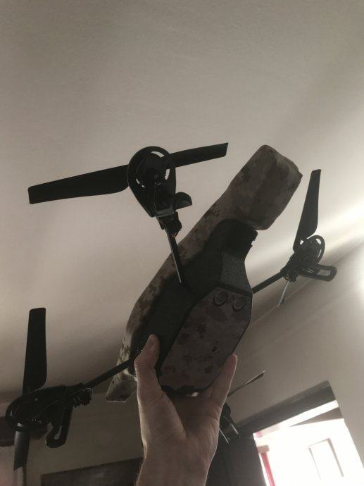 Parrot AR Drone 2.0 Power Edition