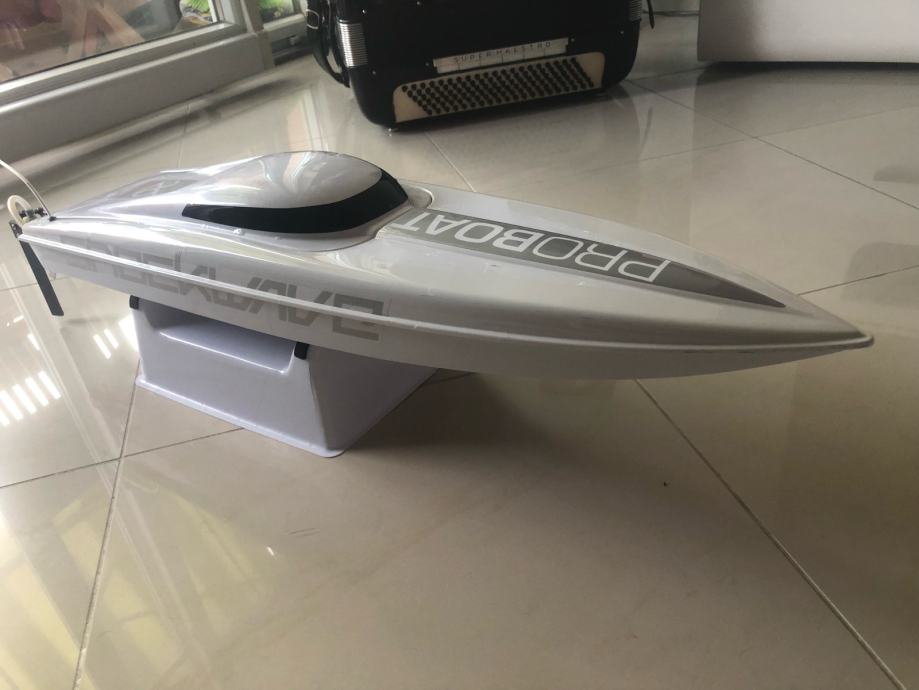 Proboat Shockwave 26 v3 RC gliser