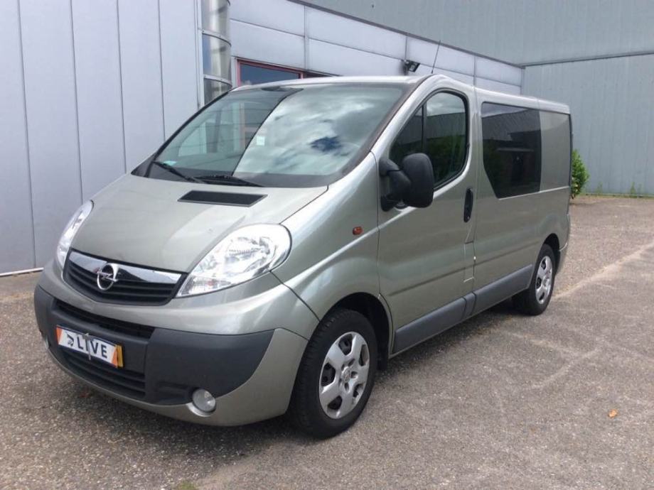 Bmw 116d Ford Transit Custom Opel Vivaro