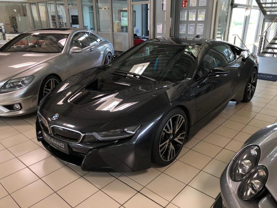 Najam luksuznih sportskih automobila