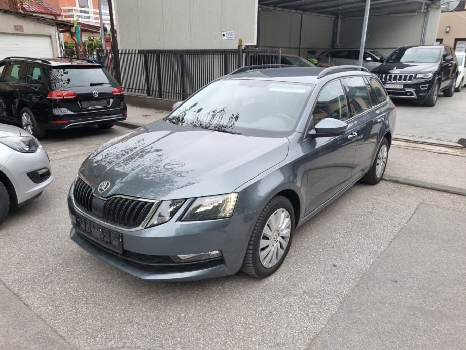 Skoda Octavia rent a car