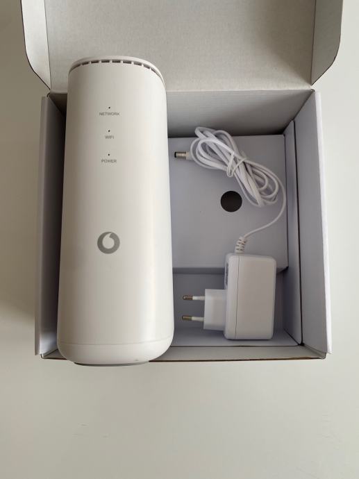 ZTE MF289F 4G CAT20 Router (bolja alternativa od Huawei B818) kao nov