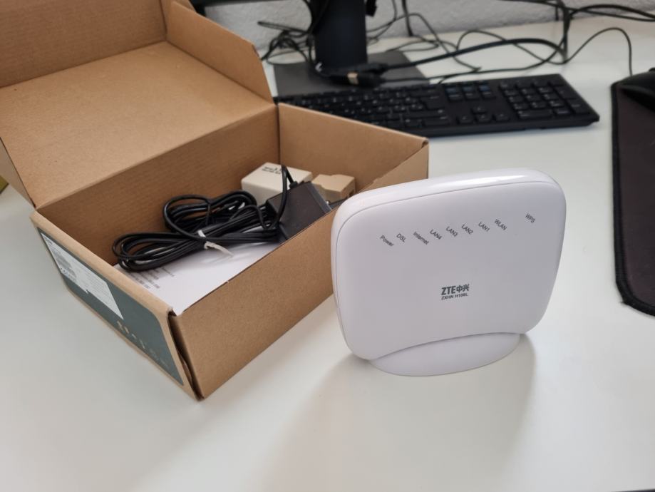 ZTE ZXHN H108L router