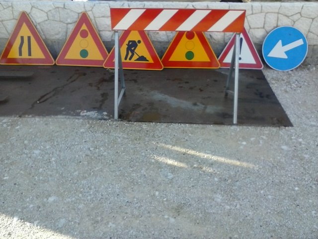 Prometni znakovi za gradilište
