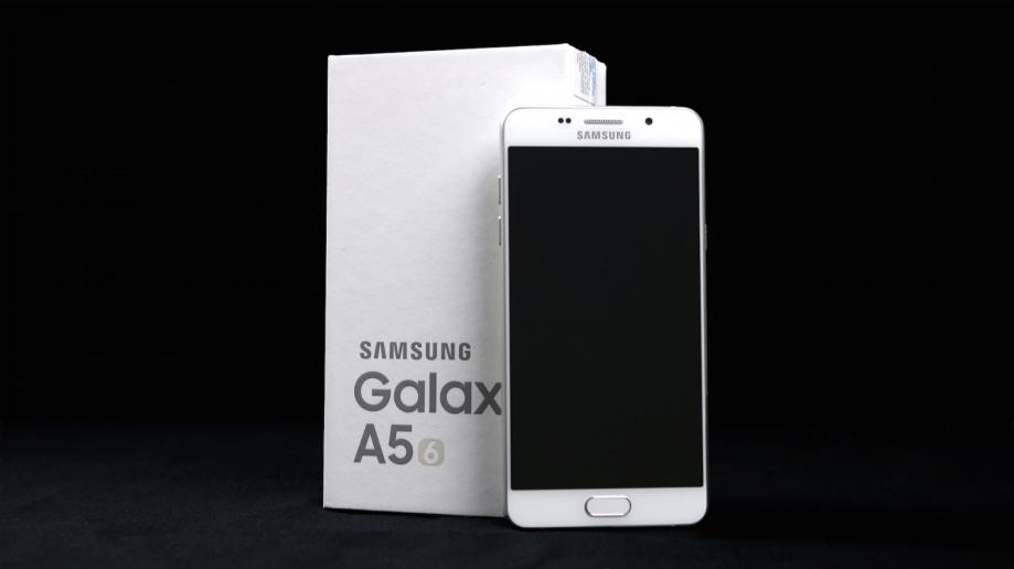Samsung Galaxy A5 2016 bijeli, malo rabljen, ko nov, garancija 02/2018