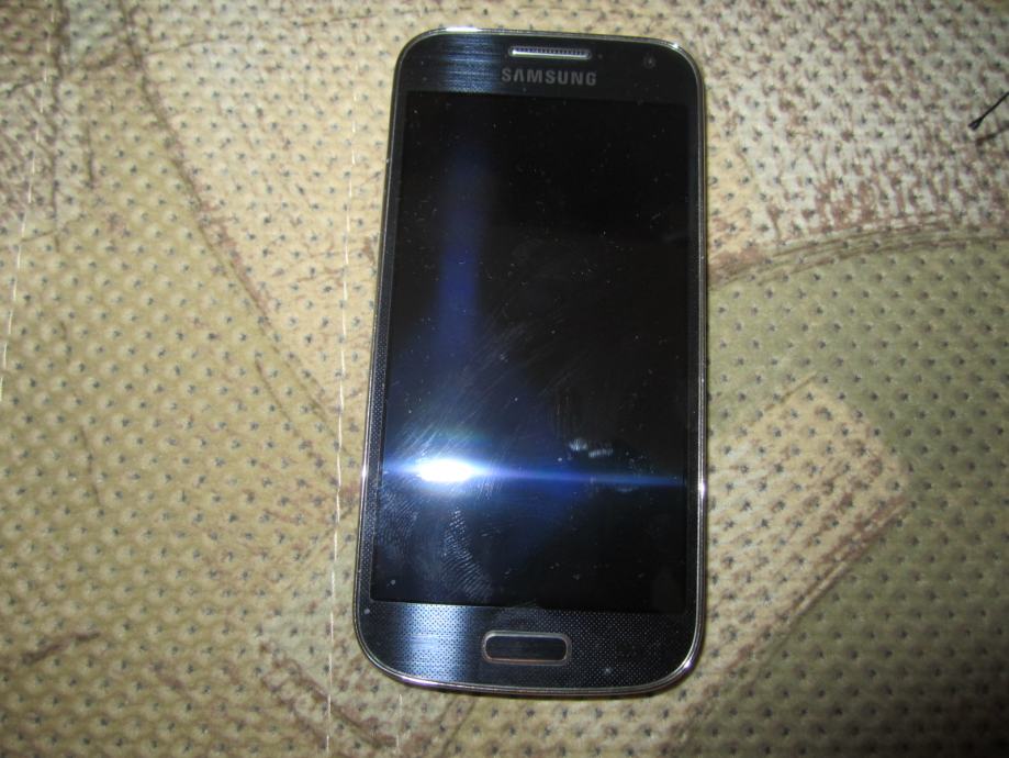 Samsung Galaxy S4 mini bez tragova korištenja, kao nov.I 9195 MINI LTE