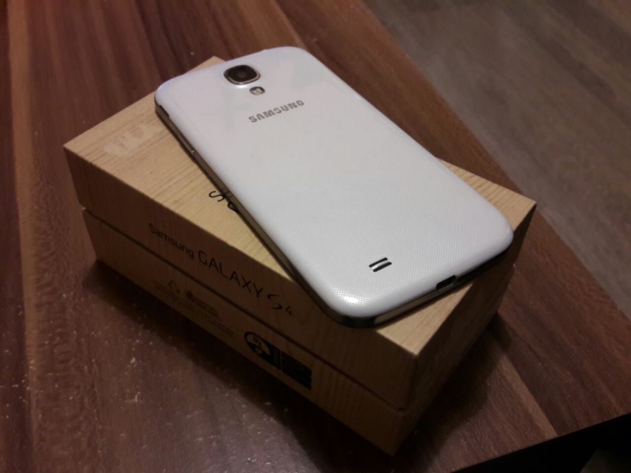 Samsung Galaxy S4 WHITE