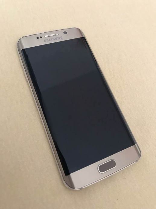 Samsung Galaxy S6 Edge Zlatni 32GB, Stanje 10/10 , Star 2 god