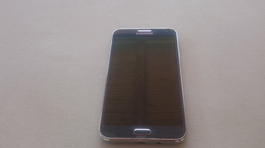 Samsung Galaxy E7 plavi, 5.5", 13 MP kamera, otključan na sve mreže