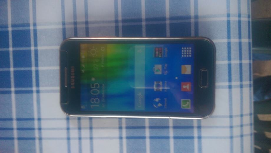 Samsung Galaxy J1 100