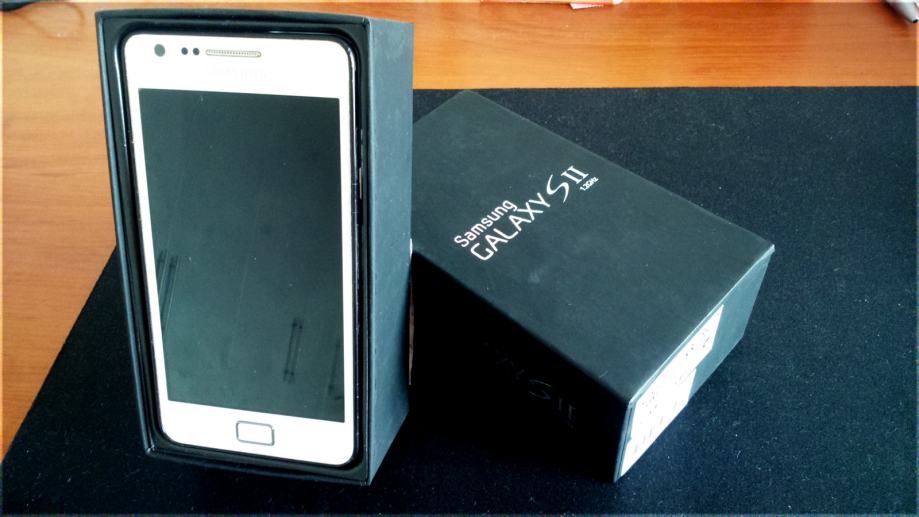 Samsung Galaxy S2 - bijeli s kutijom i papirima