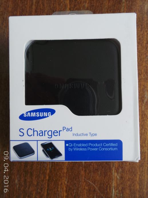 Samsung Wireless Charging Pad Mini.