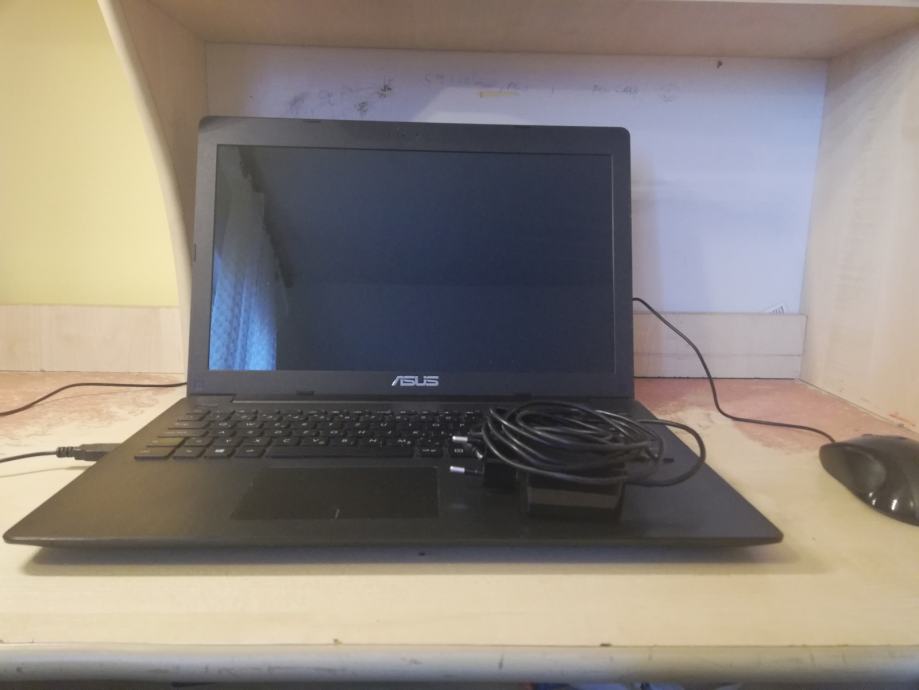 Asus X553M Laptop