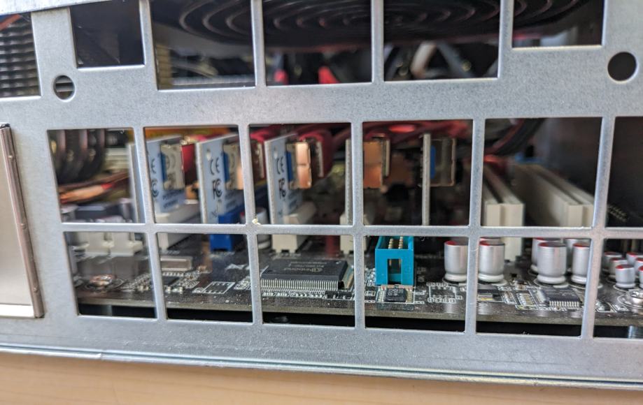 Nov Rig Server Rendering server / Mining rig