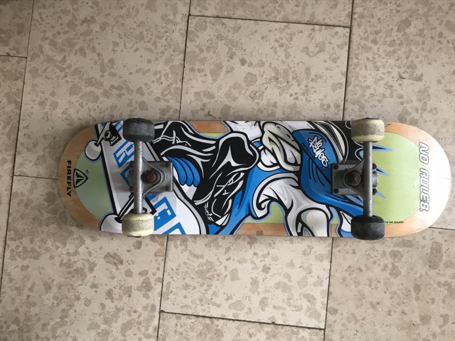 Skateboard FIREFLY 305 Unisex Per Adulti - Forma Classica Concava, Per Strada, Parco E Discesa, Costruzione 7 Strati