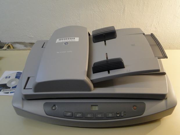 Profesionalni scanner HP ScanJet 5590 - ADF, duplex, negativ adapter