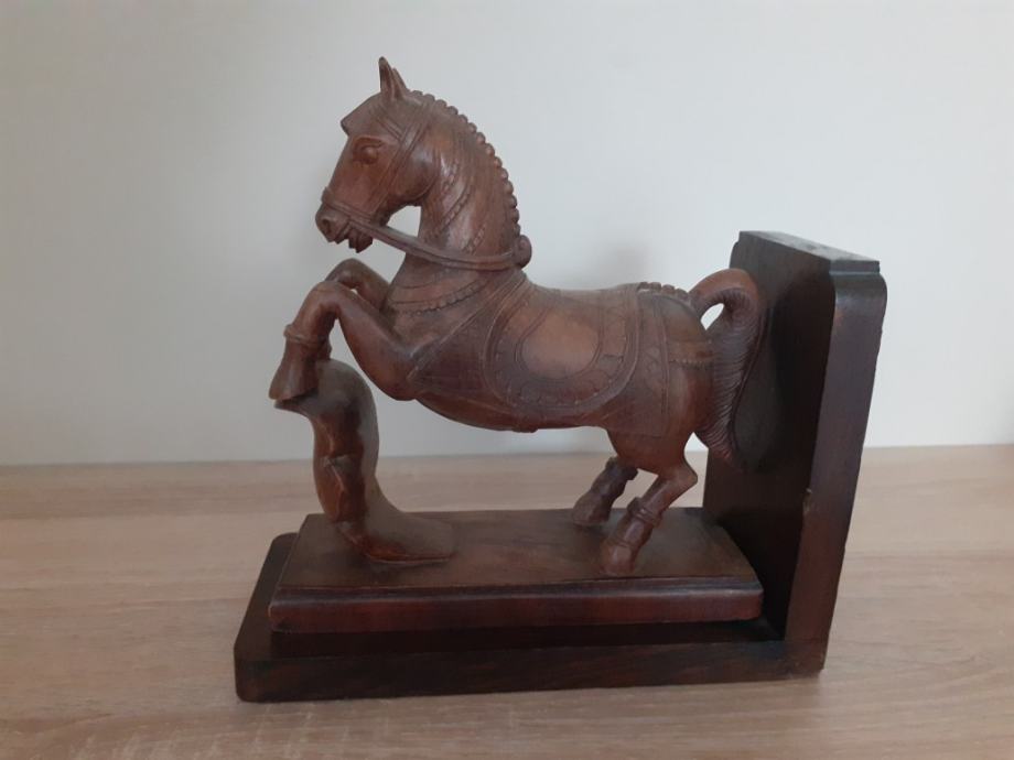 Figura drvenog konja