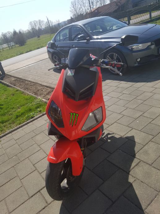 Derbi gp1 racing 49 cm3, 2005 god.