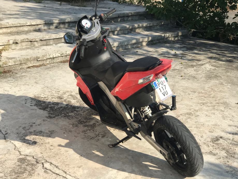 Derbi Gp1 racing 49 cm3, 2007 god.