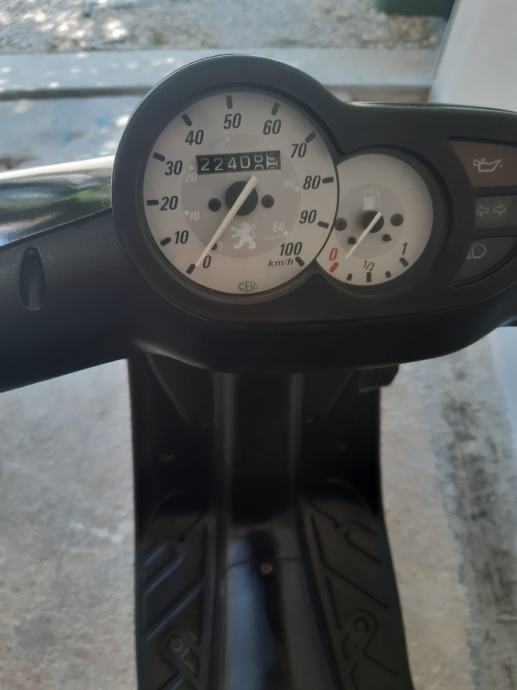 Keilriemen 765x17.5mm - Für Peugeot Trekker 50, Vivacity 50 Roller