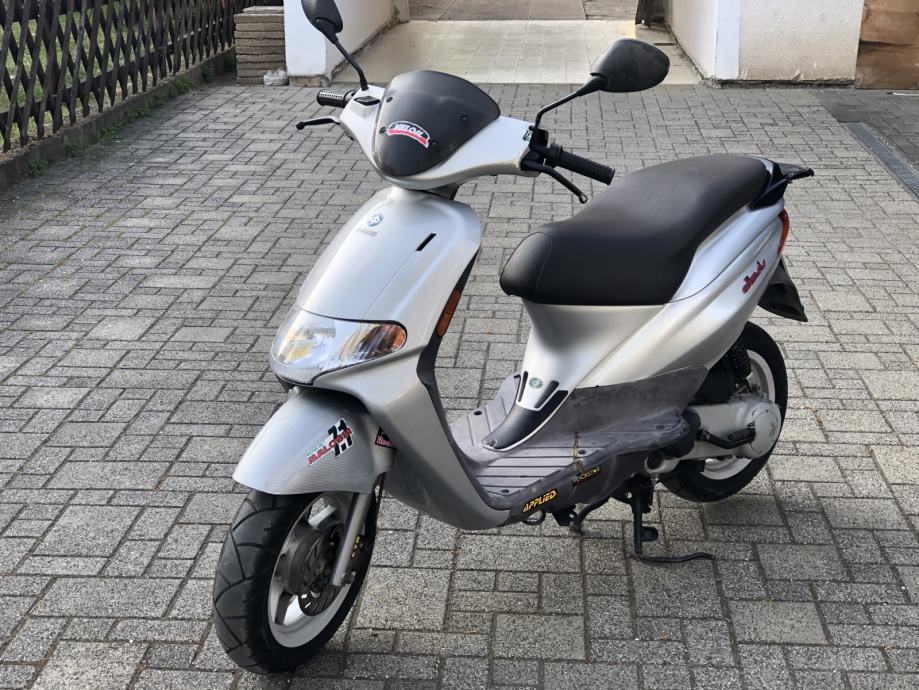 Piaggio diesis 50 cm3, 2003 god Piaggio diesis 50 cm3, 2003 god