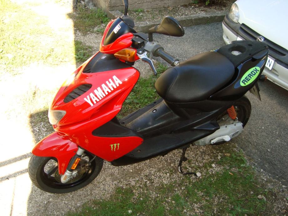 Yamaha Aerox 50 cm3 -*dogovor*zamjena, 2004 god.