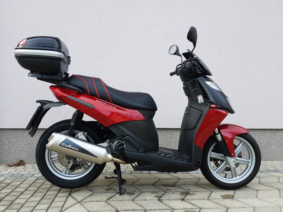 Sportcity 125 Aprilia Sportcity 300 Test Aprilia Sportcity Cube