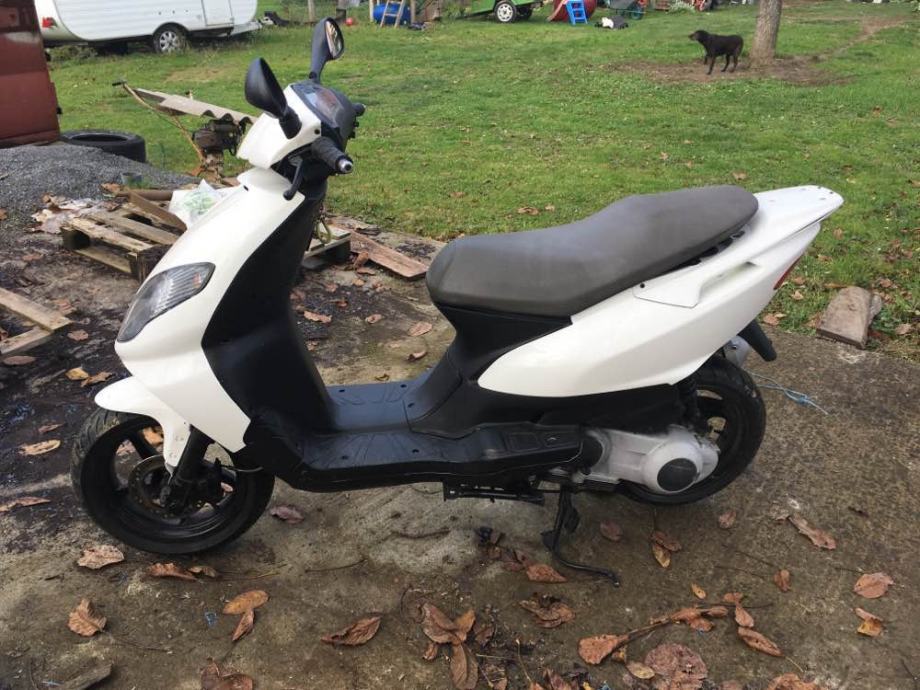 Suzuki boulevard 125