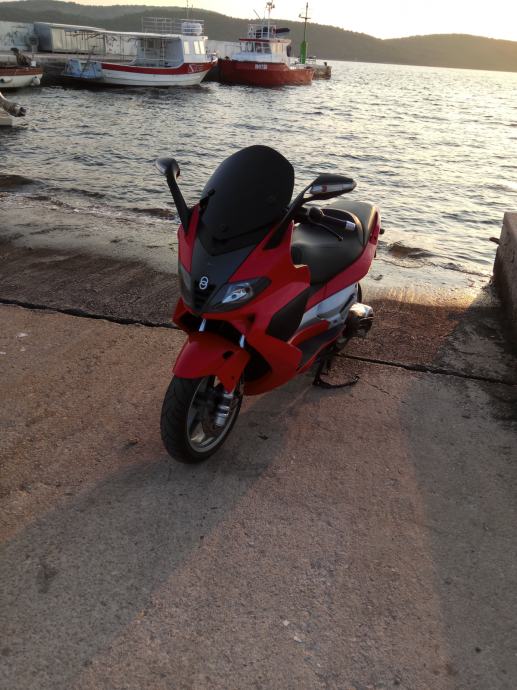 Gilera Nexus  500 cm3, 2005 god.