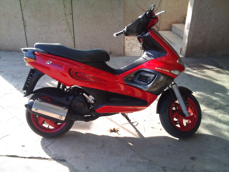 Gilera runner SP 180, 2003 god.