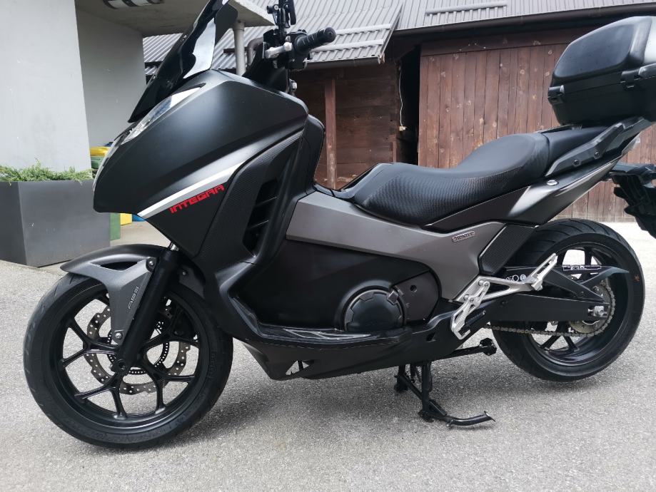 Honda Integra 750 680 cm3, 2017 god.