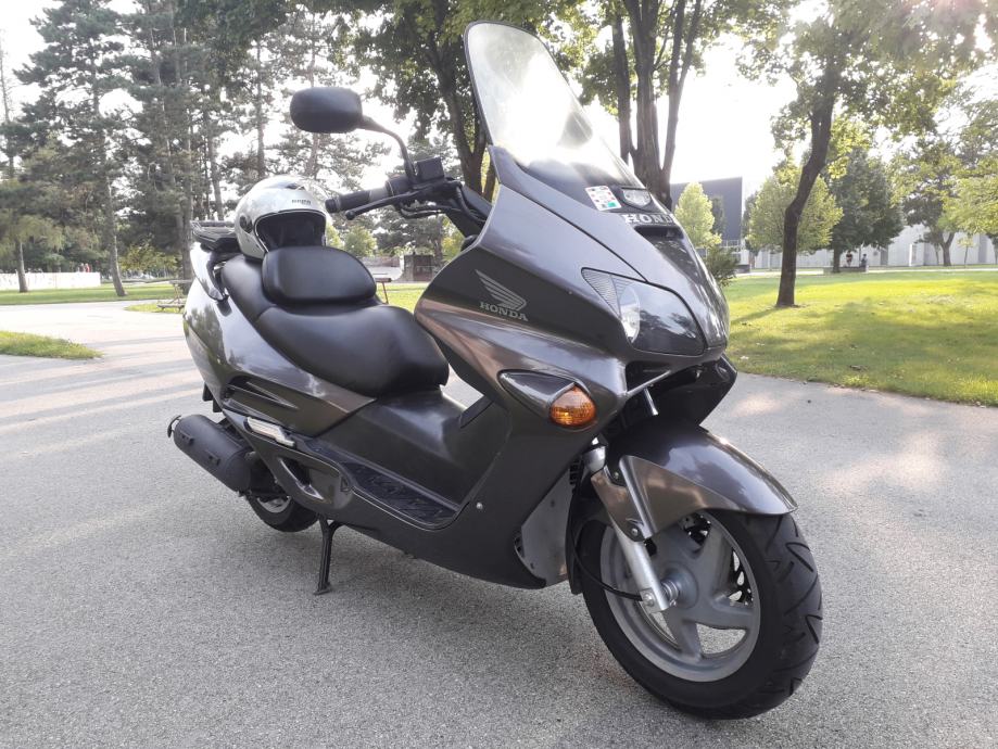 Honda jazz 250