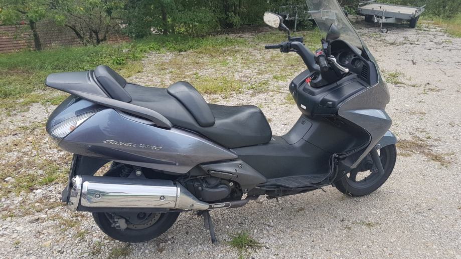 Honda silver 400
