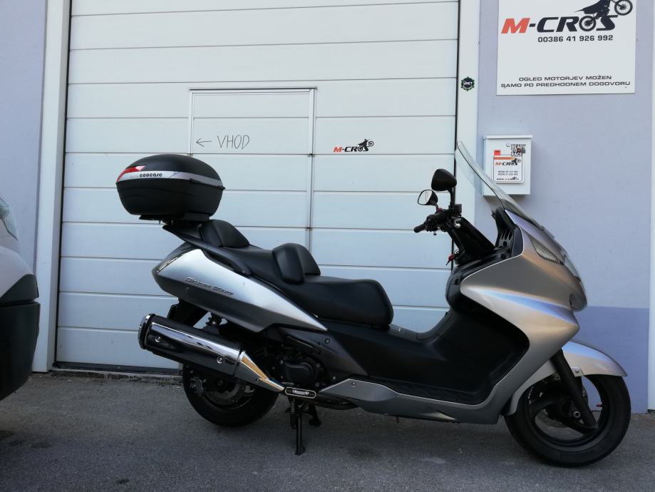 Honda silver 400