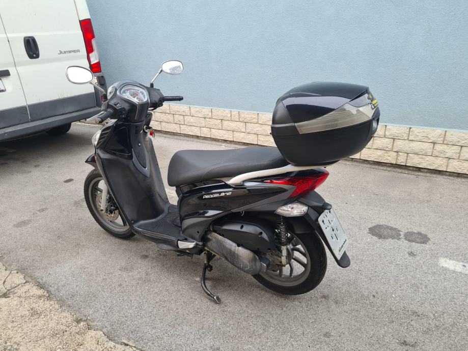 Parabrezza FABBRI SUMMER Grigio Per KYMCO PEOPLE ONE 125 (2013-2019) - Altezza 330mm, Larghezza 460mm, Protezione Antivento Per Scooter