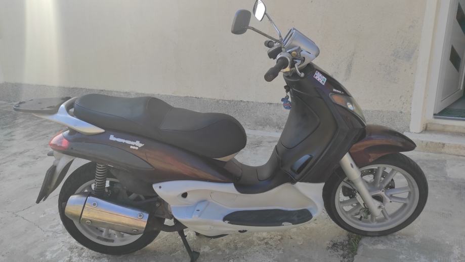 Scooter Piaggio Beverly 500 2003 Beverly 500 Piaggio Beverly 200cc - Main Image