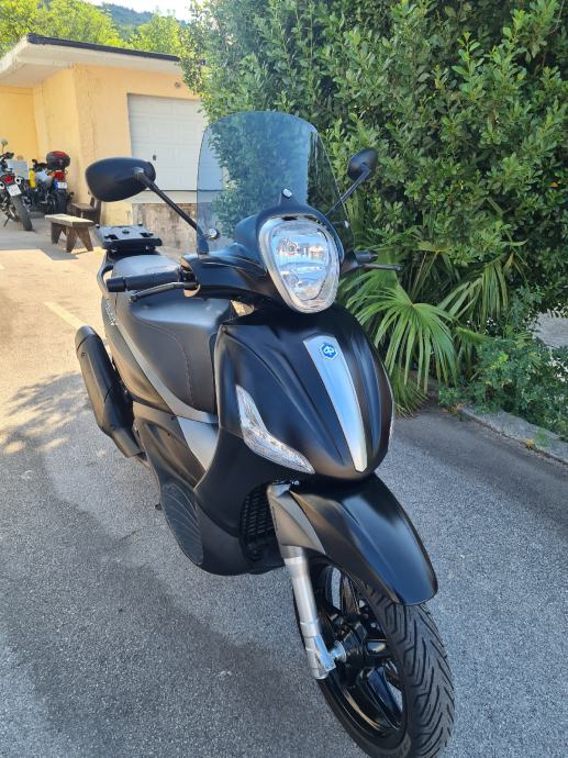 Corps Chrome Pour Cache-instrument Piaggio Beverly 350 – 2011-2017