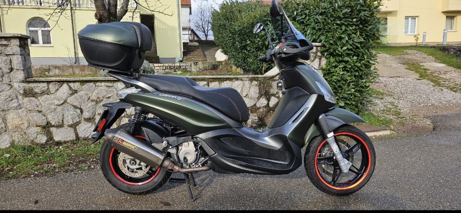 Piaggio Beverly 350 S Sport ABS, 2019 god.