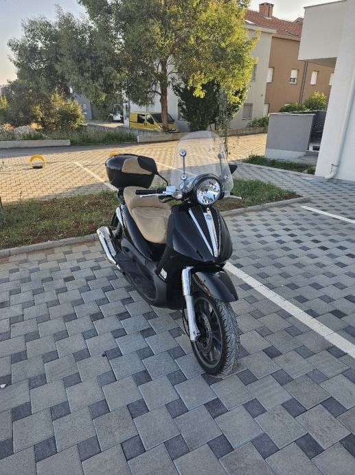Jante Arrière Yamaha FZR1000 Genesis Exup (3LE Jante Arrière Yamaha FZR1000 Genesis Exup (3LE