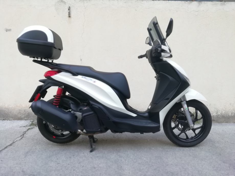 Piaggio Medley Sport 125 cm3, 2022 god.