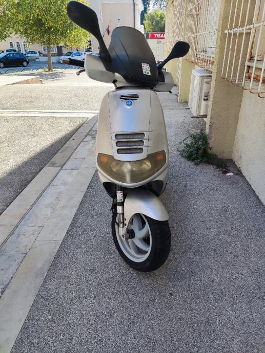 Piaggio Skipper 150 cm3, 2002 god.