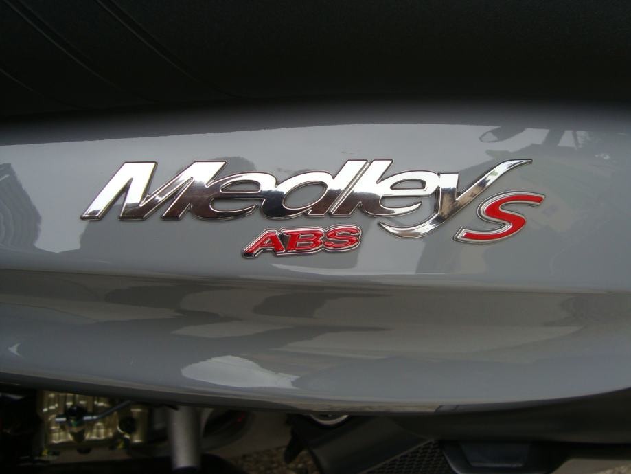 Piaggio Medley Sport,155.novo,euro 5, 2022 god.
