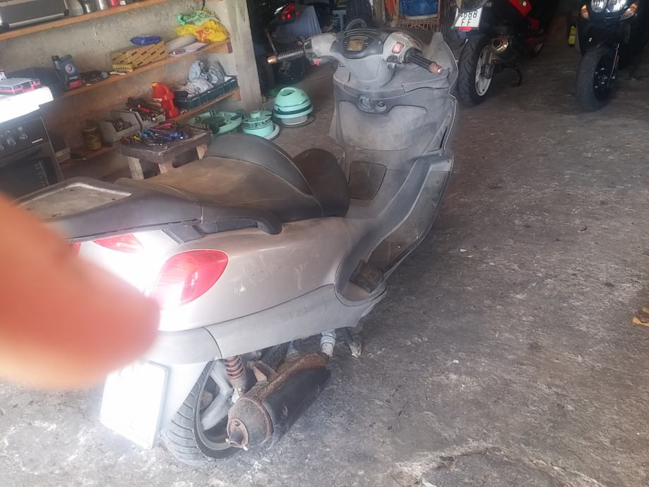Cinghia Compatibile Con Piaggio X9, Gilera Runner E Malaguti R/S 180/200cc - Ricambio Resistente