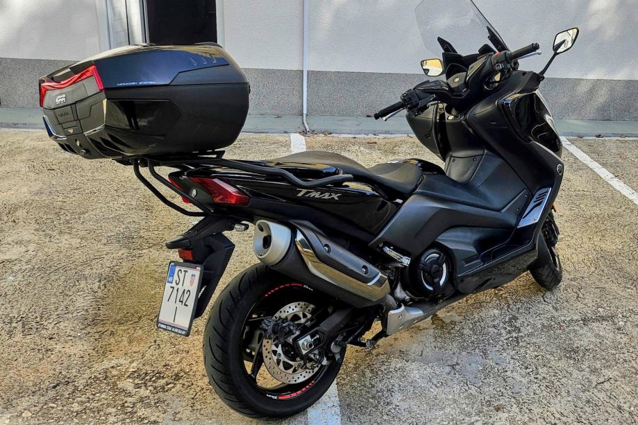 Yamaha T MAX 530 2018 God yamaha-t-max-530-2018-god