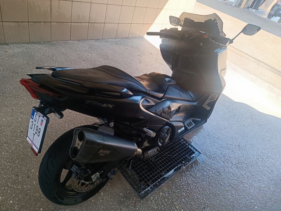 yamaha tmax 2020