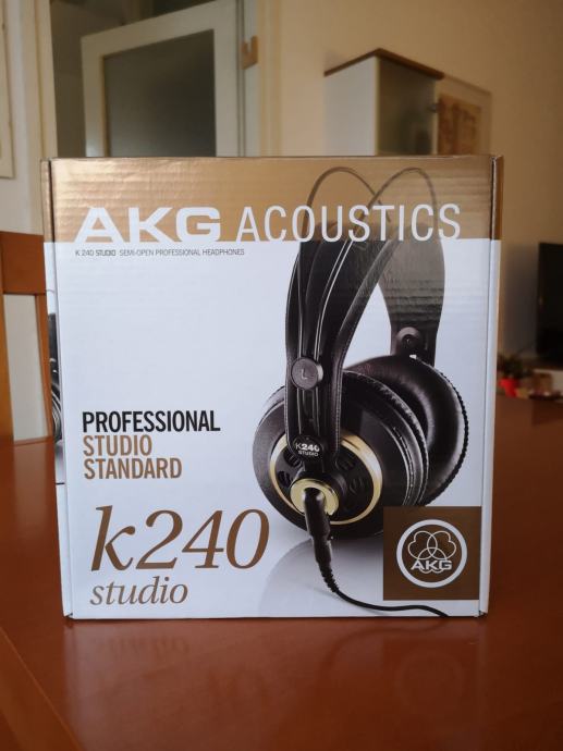 AKG K-240 studio slušalice
